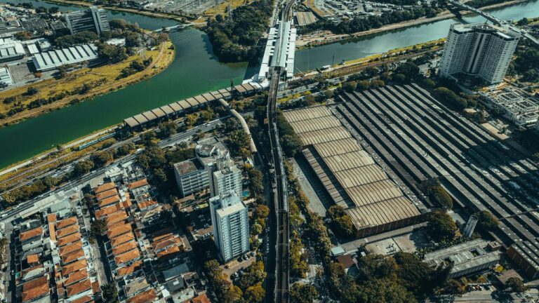 A Strategic Roadmap for Seamless Cross-Border Corporate Expansion